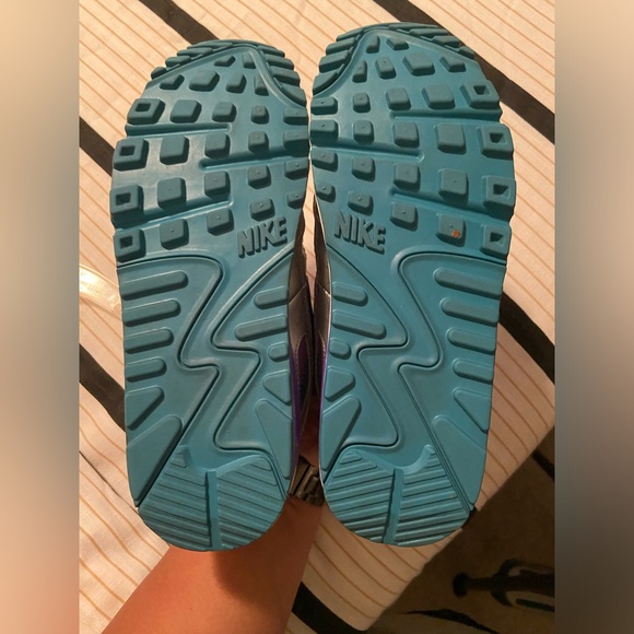 Nike AirMax - Picture 4 of 5